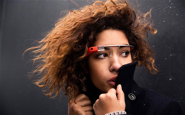 Google pushes to put its glasses to work where people do